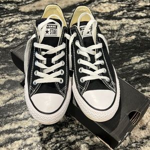 EUC Converse ⭐️ All Star ⭐️ Brand New!